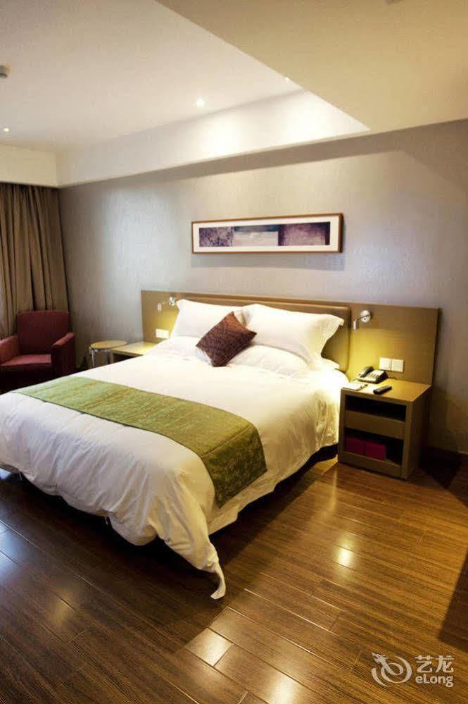 Heyi Hotel Hefei Changjiang Middle Road Exterior photo